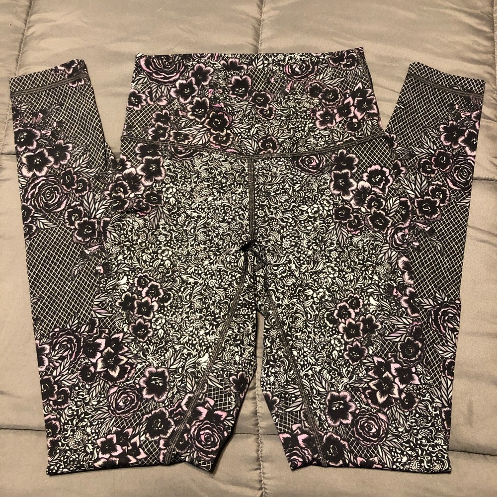 Lululemon Wunder Under